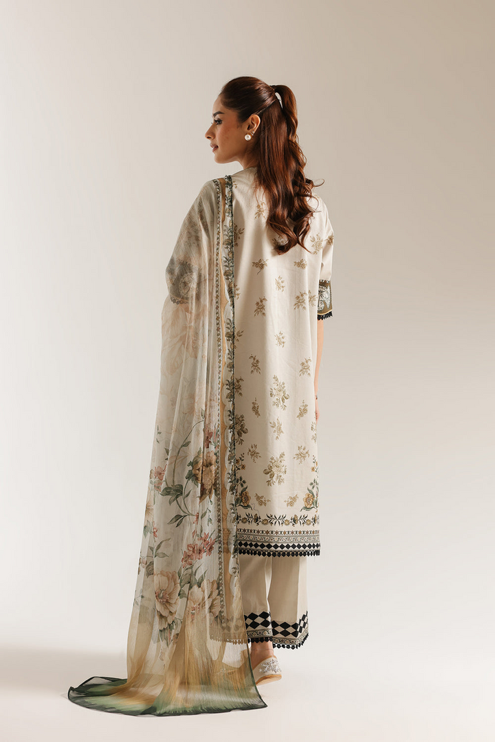 EMBROIDERED SUIT