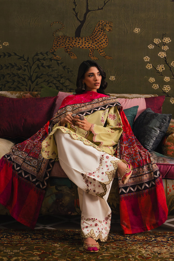 EMBROIDERED SUIT