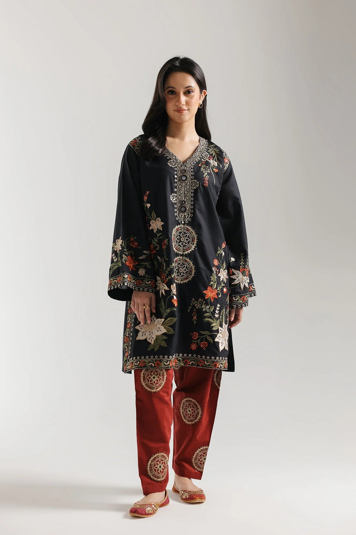 EMBROIDERED SUIT