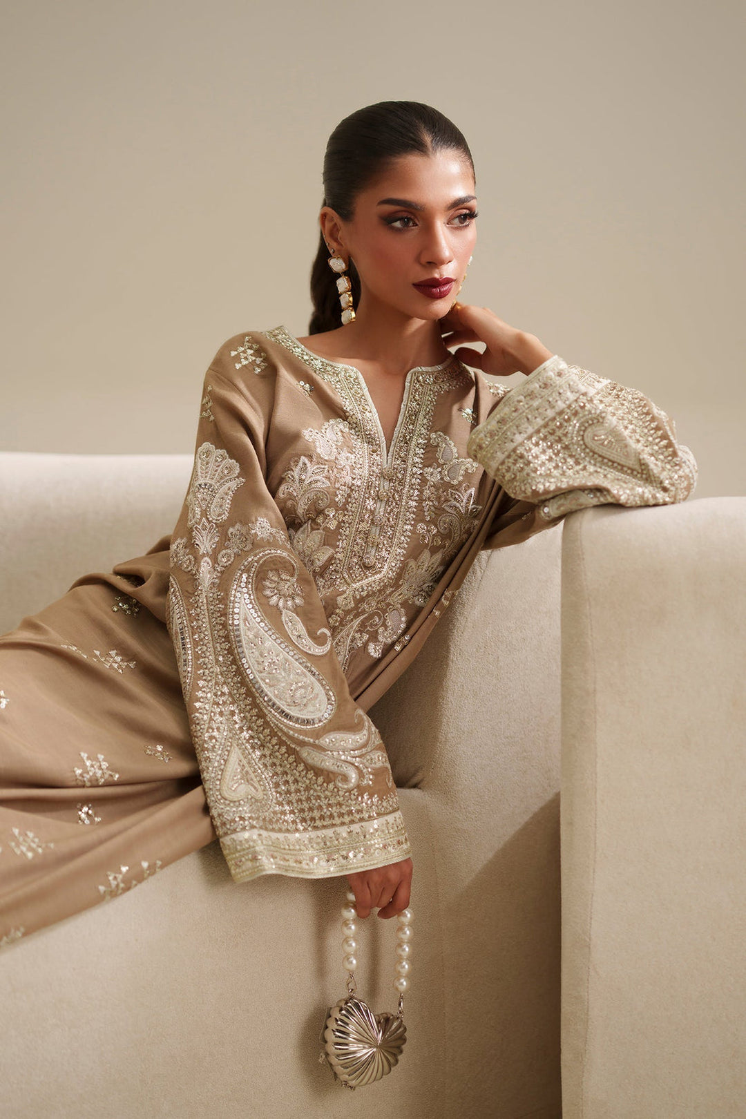 EMBROIDERED KAFTAN
