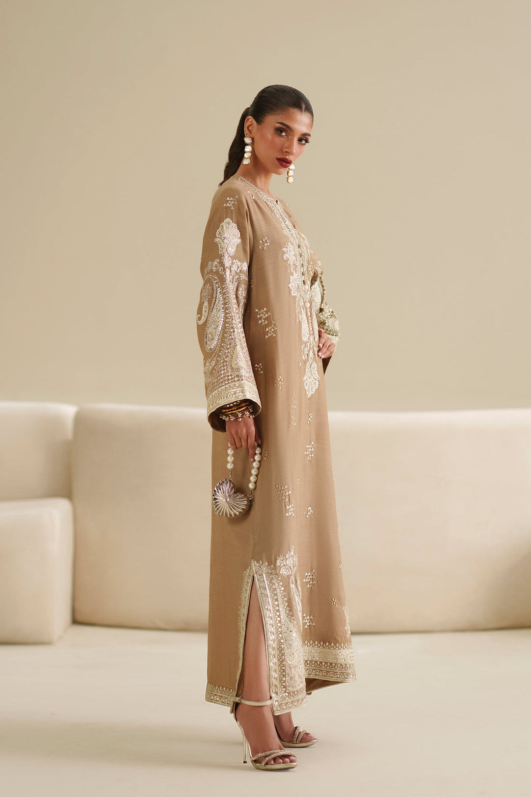 EMBROIDERED KAFTAN