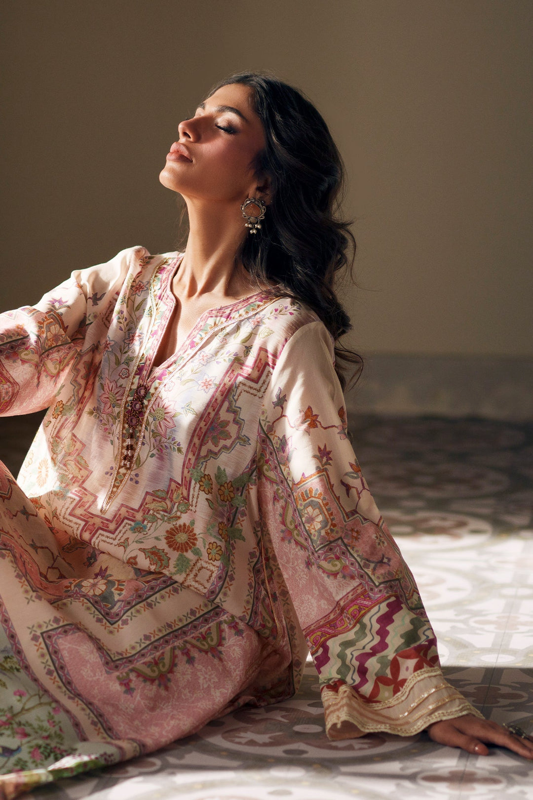 EMBROIDERED SUIT