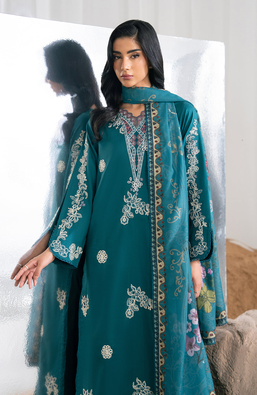 Nysa Unstitched Cambric