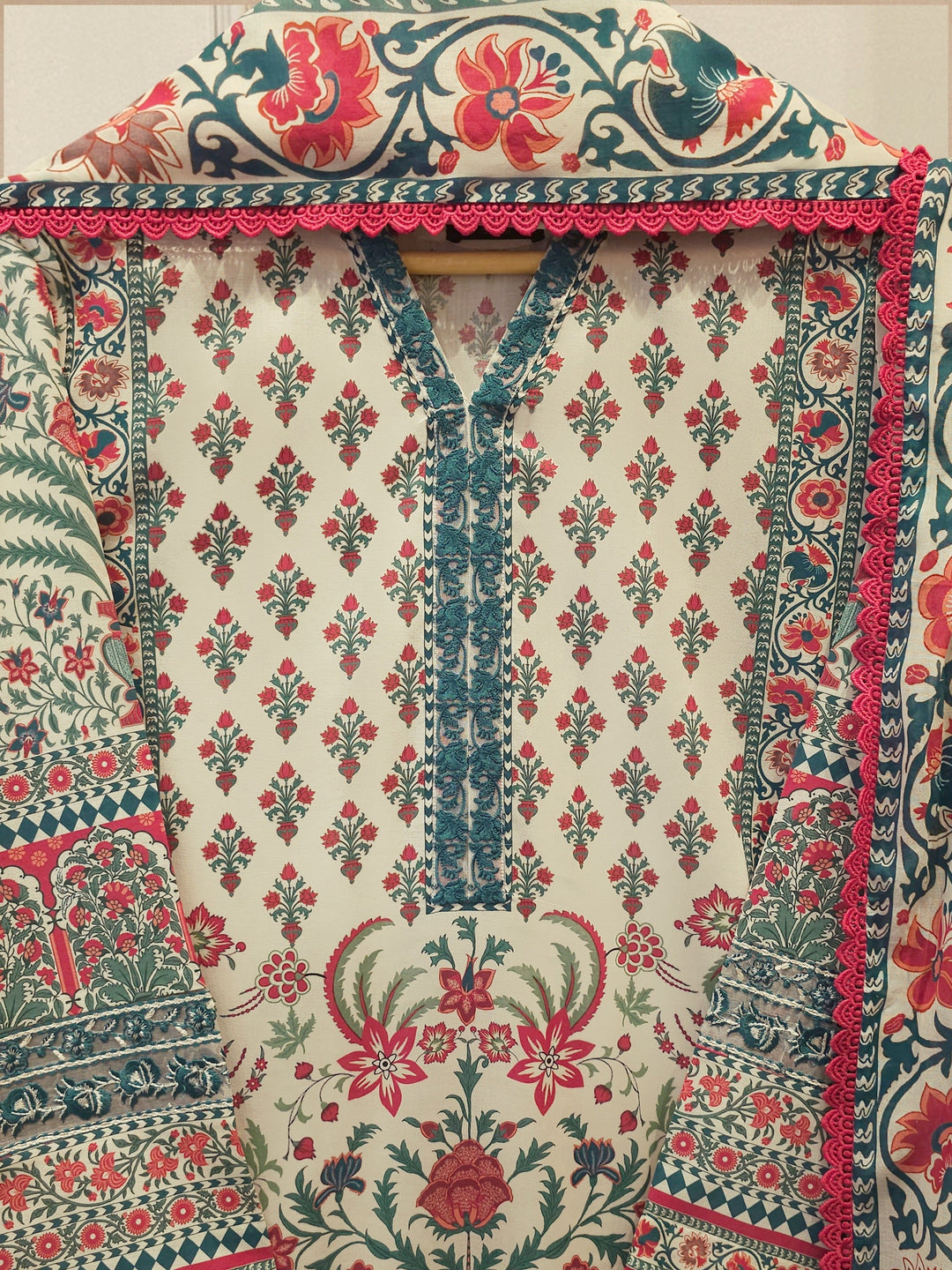 2 Piece Digital Printed Lawn Suit