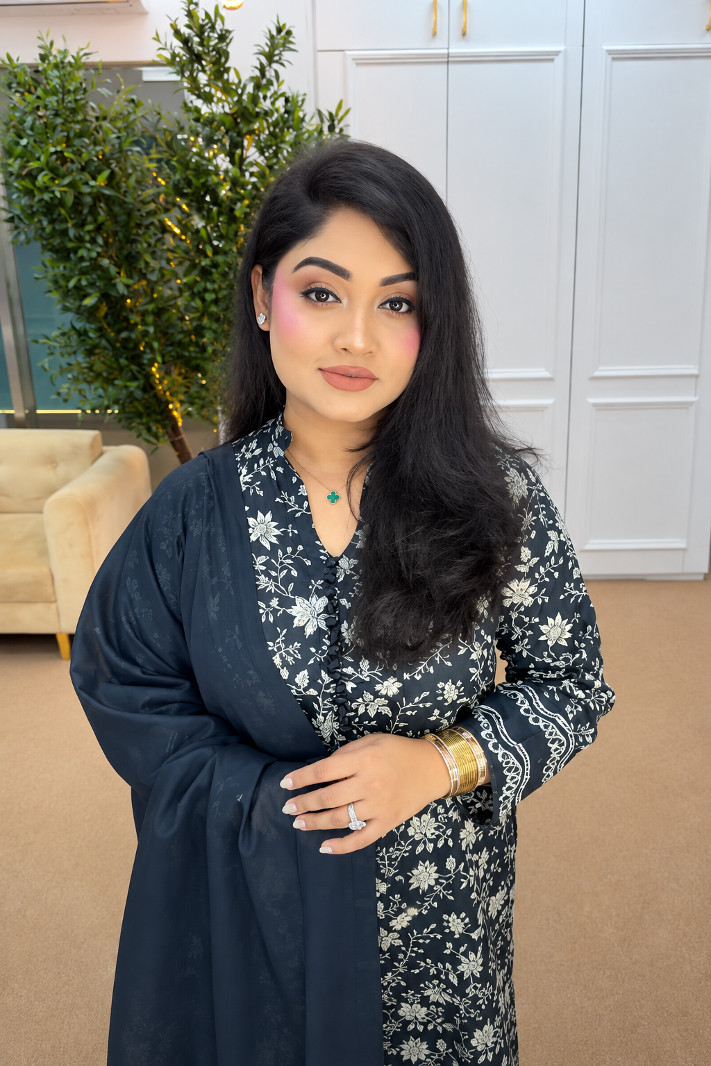 3 Piece - Embroidered Lawn Suit (Pret)
