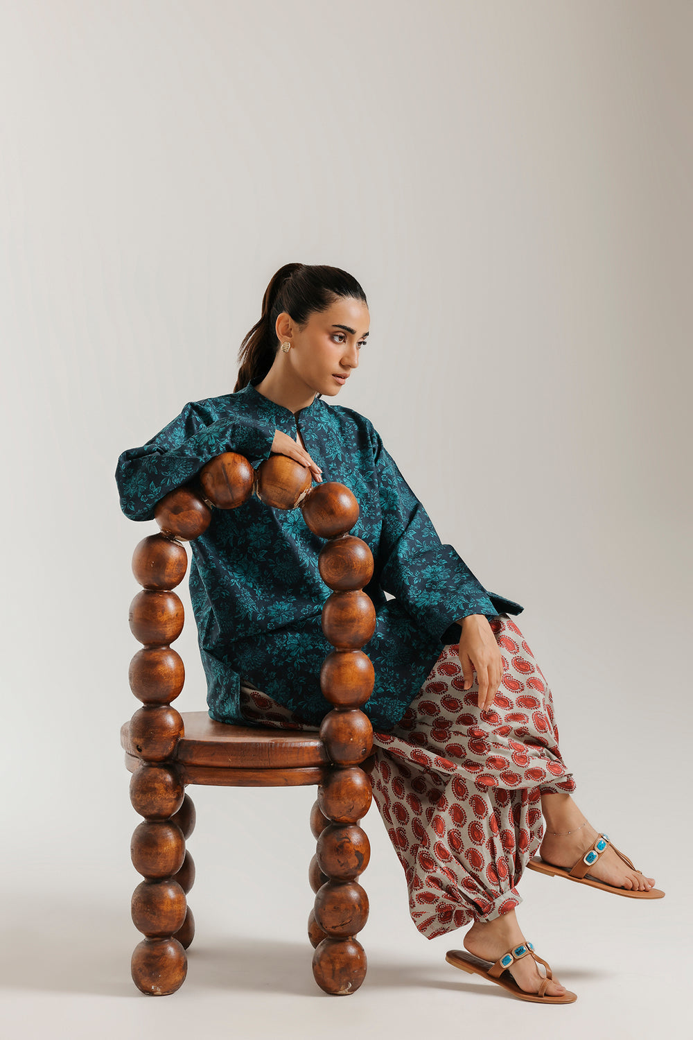 PRINTED SUIT