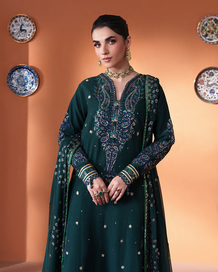 ROHEENAZ MAH-E-NOOR