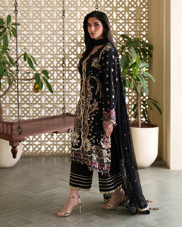 ROHEENAZ MAH-E-NOOR