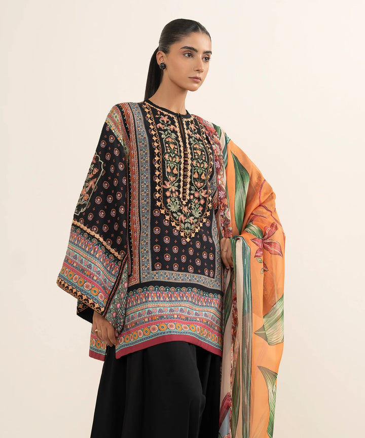3 Piece - Embroidered Lawn Suit