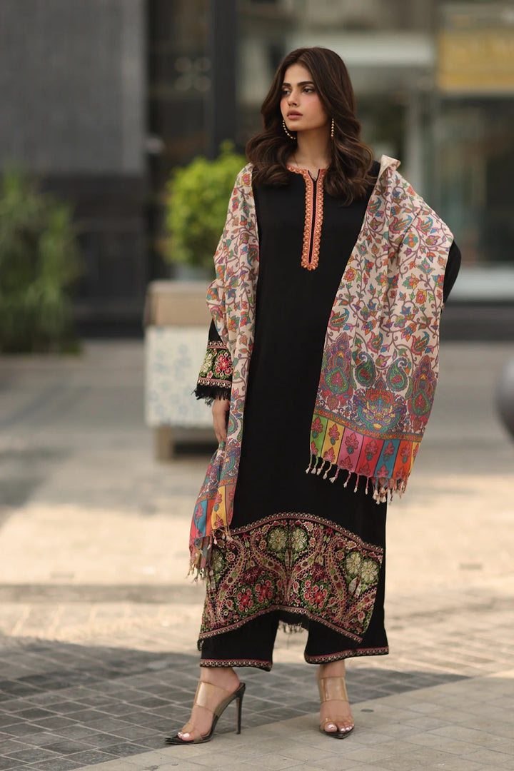 3-pc embroidered set
