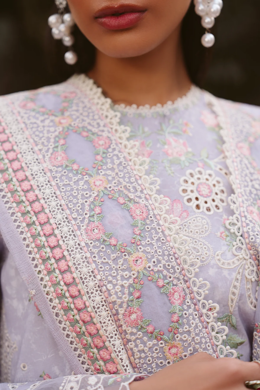 AYZEL SEREIN EID KARI