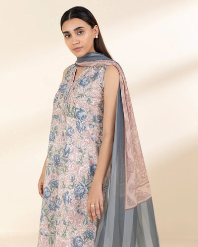 3 Piece - Embroidered Lawn Suit