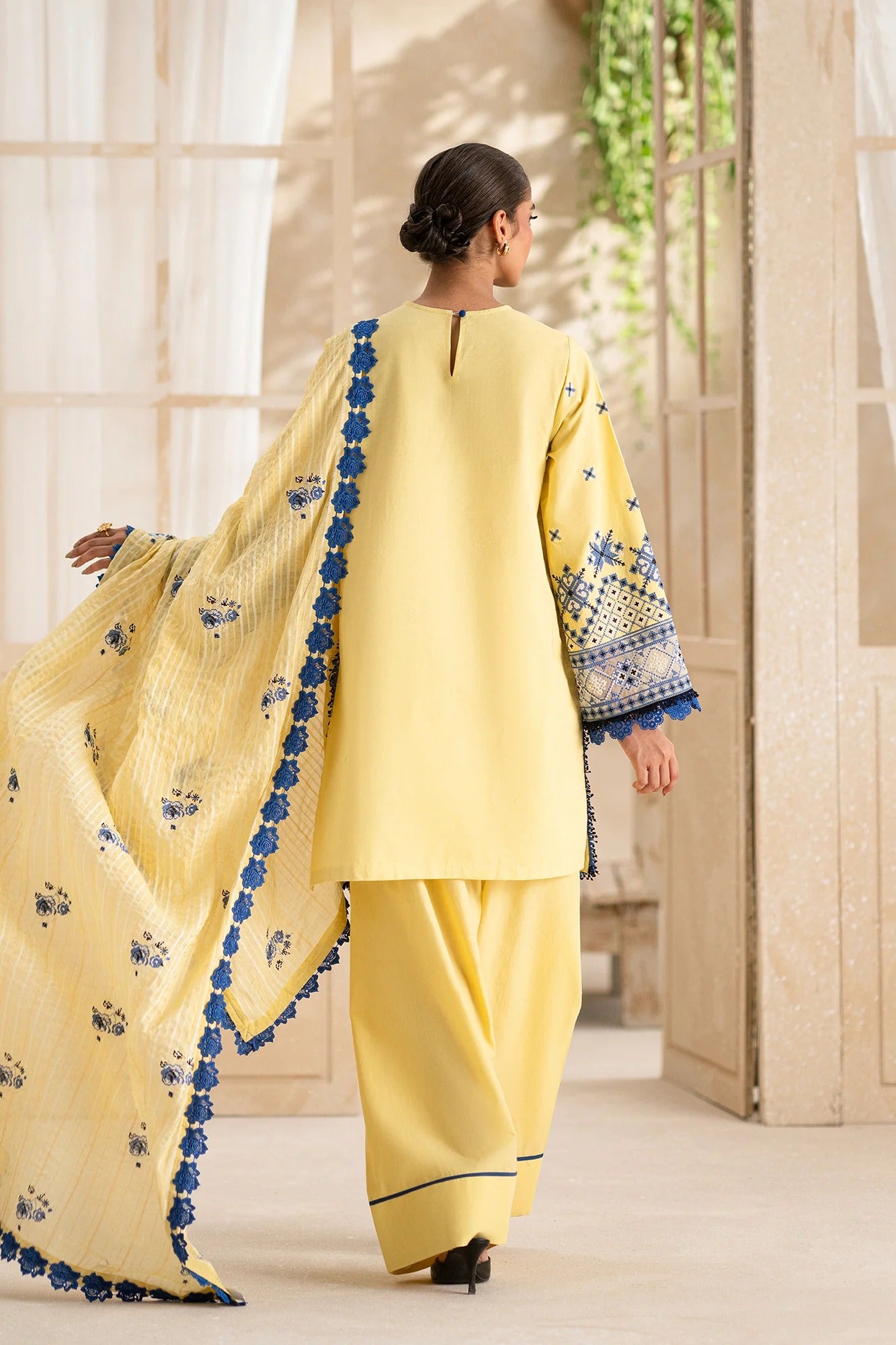 EMBROIDERED LAWN SUIT
