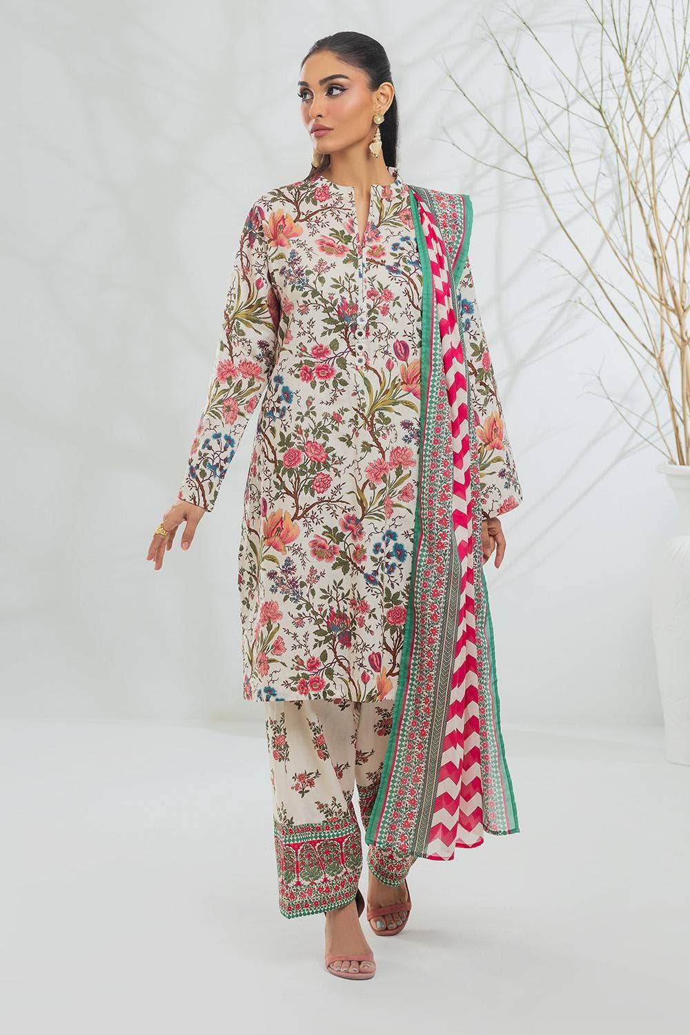 3 Piece Printed Lawn Suit IPSTD-44118