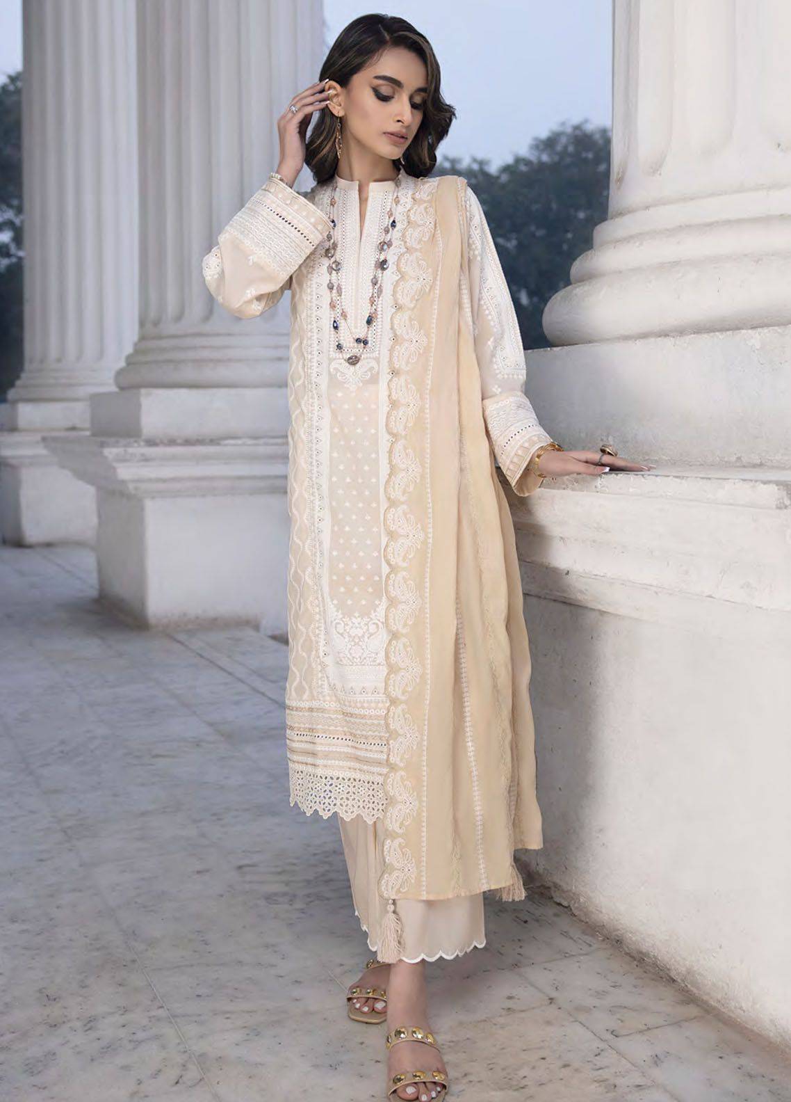 Lakhany Spring Embroidered Lawn  LG-SR-0122