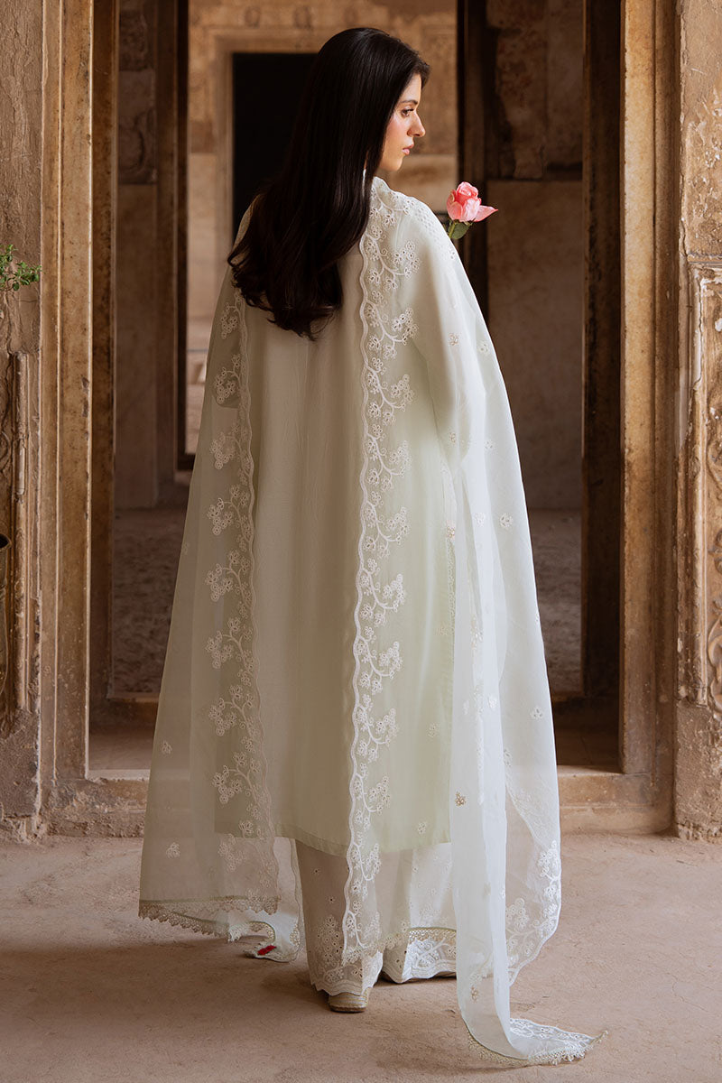 3PC EMBROIDERED LAWN SUIT