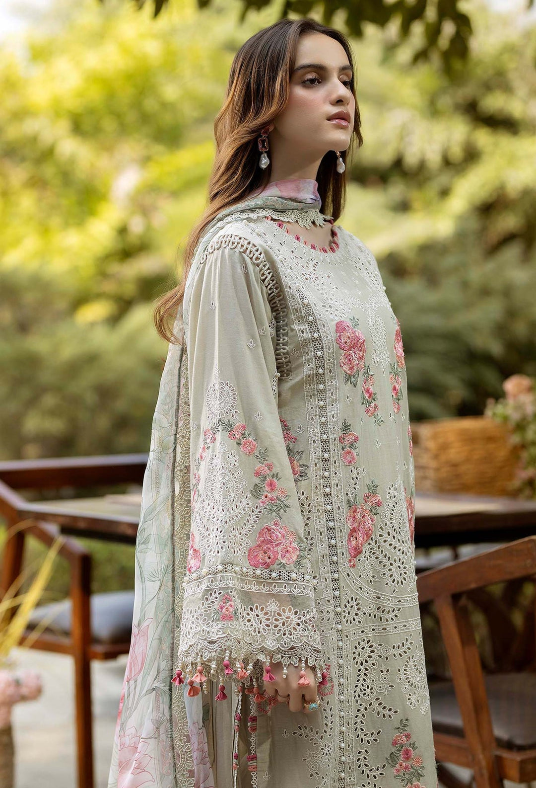 Gardenia Embroidered Lawn