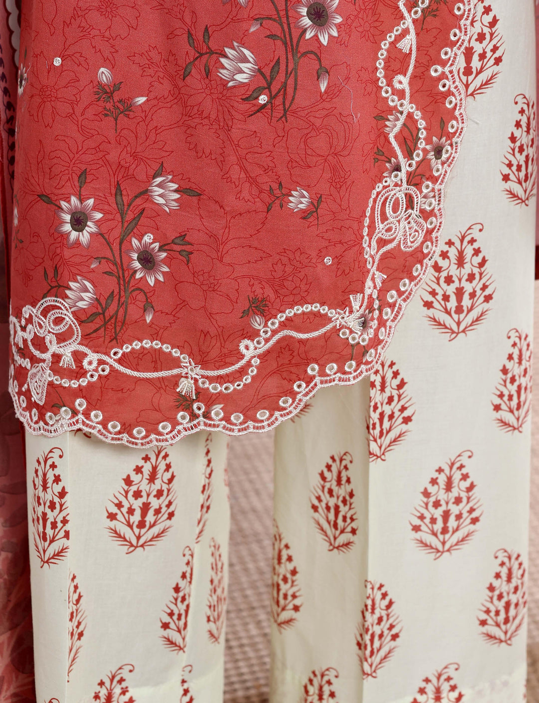 Embroidered Lawn  3Piece Stitched