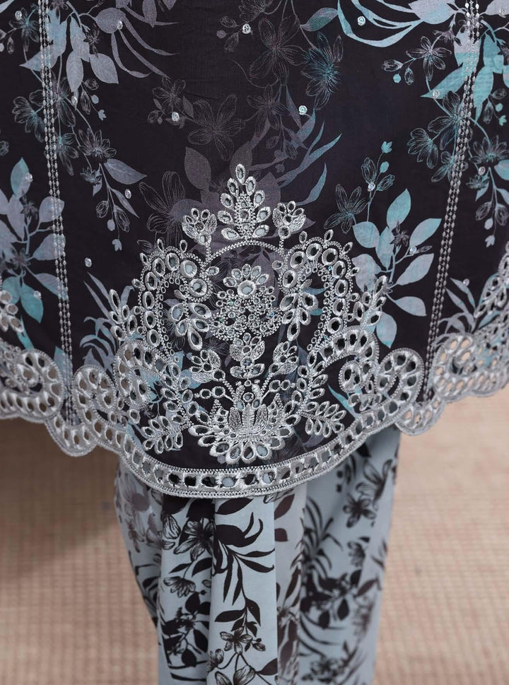 Embroidered Lawn  3Piece Stitched