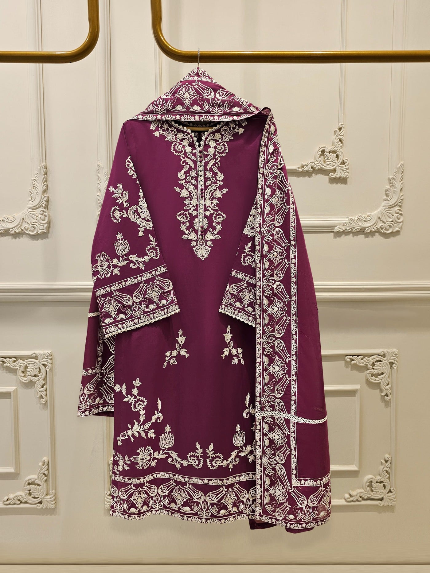 3 Piece - Embroidered Lawn Suit