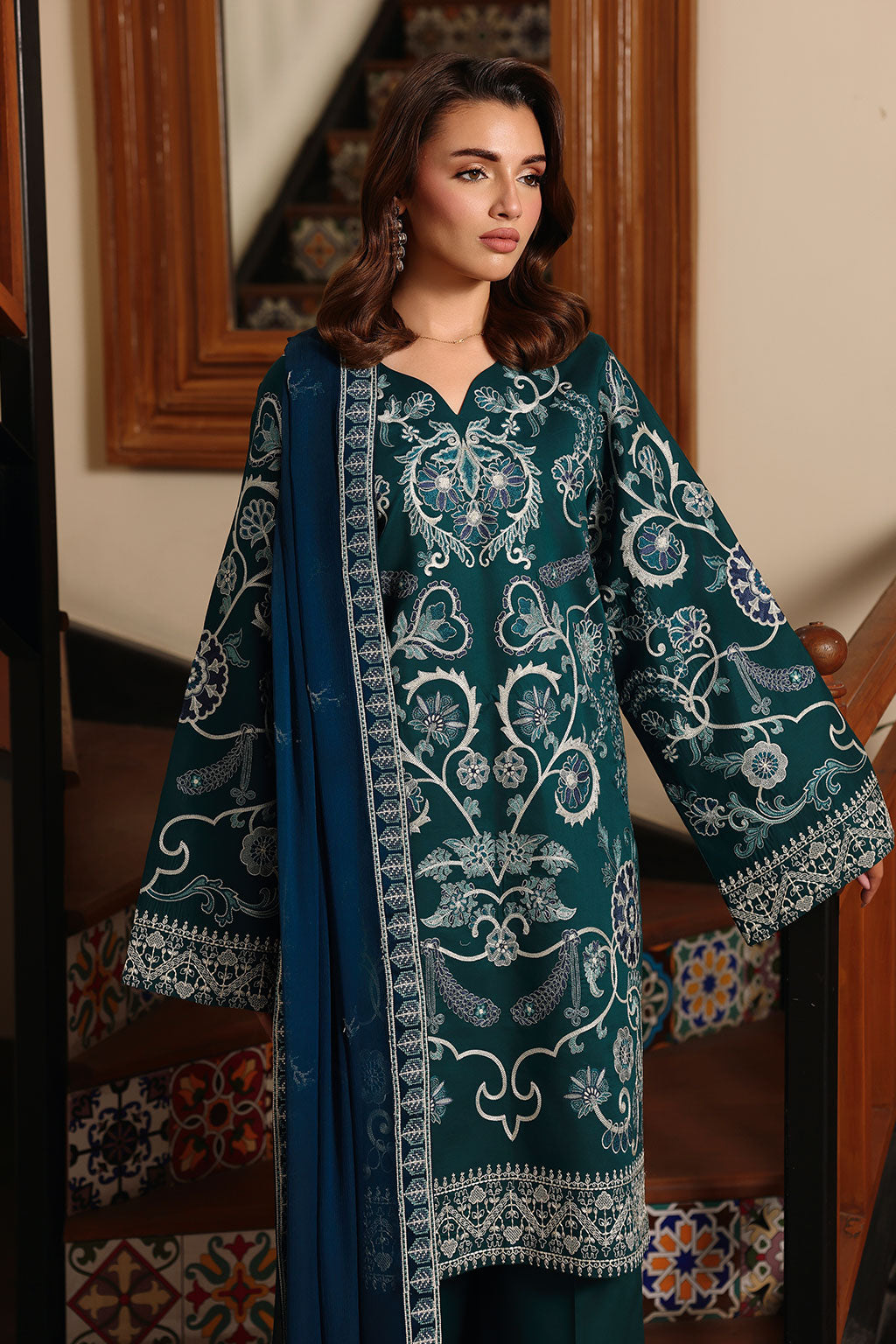Rosa Embroidered Unstitched Lawn