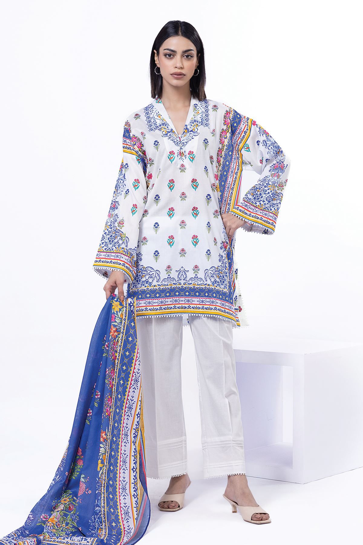 Printed | Lawn Fabrics 3 Piece
