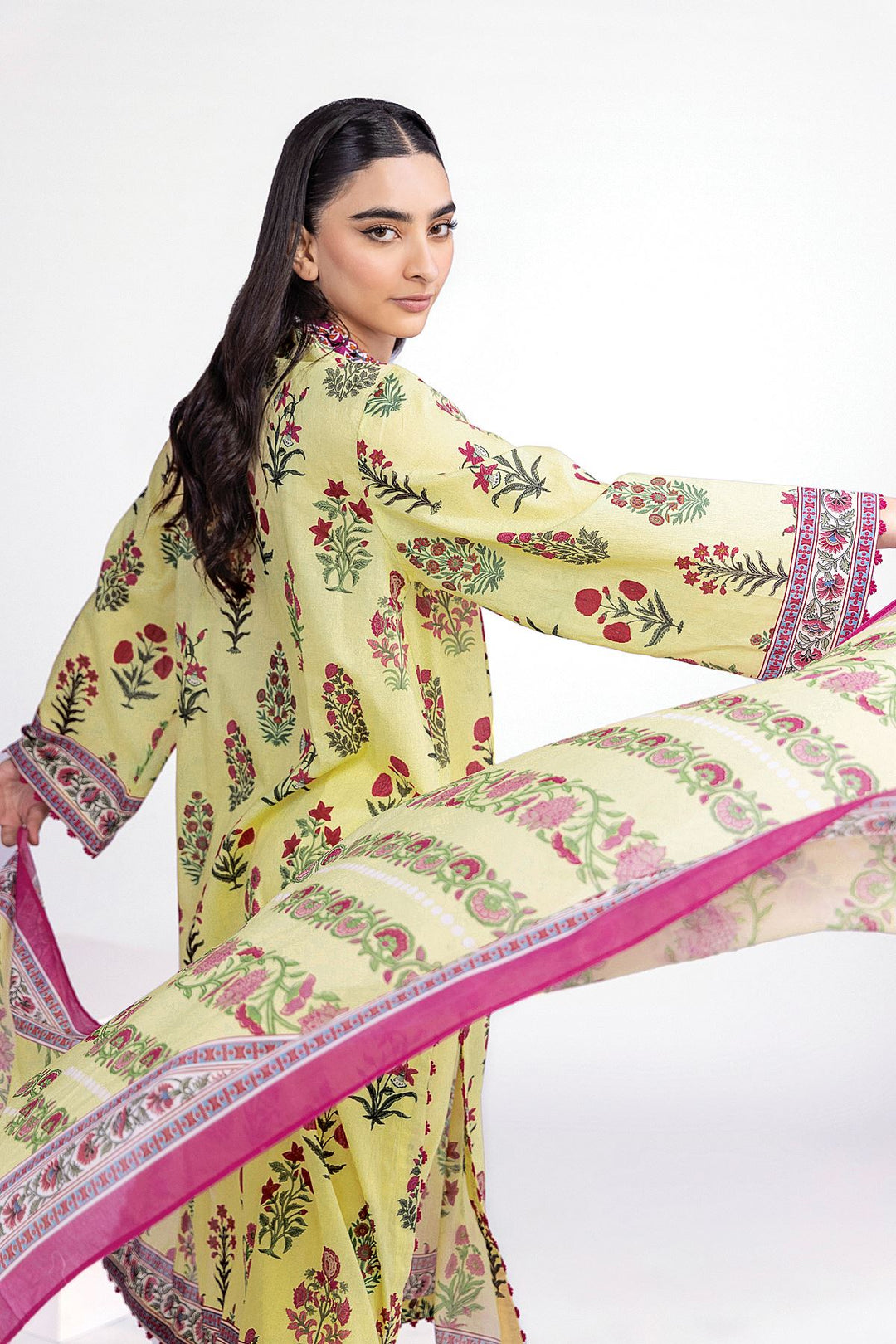 Printed | Lawn Fabrics 3 Piece