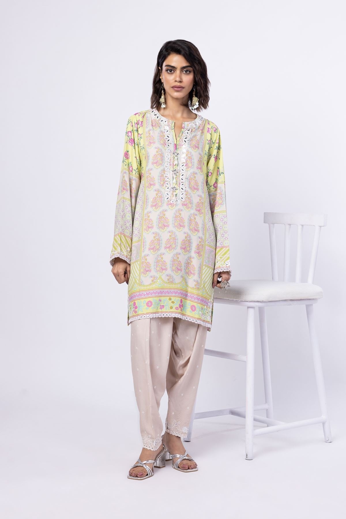 Embroidered | Viscose Oak Silk Kurta With Dupatta