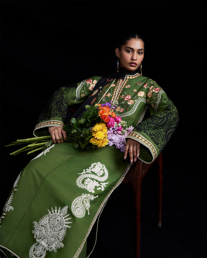 Floral Dori Embroidered Set